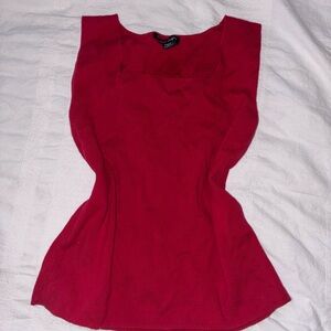Red Sleeveless Top
